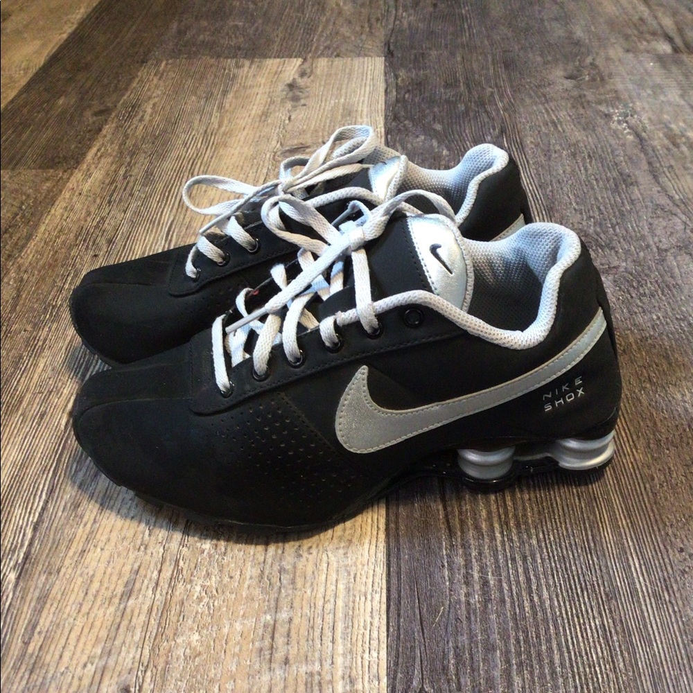 Boys Nike show